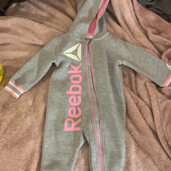 NWOT Reebok Baby Girl Gray Pink Bodysuit Romper​ - Picture 1 of 7